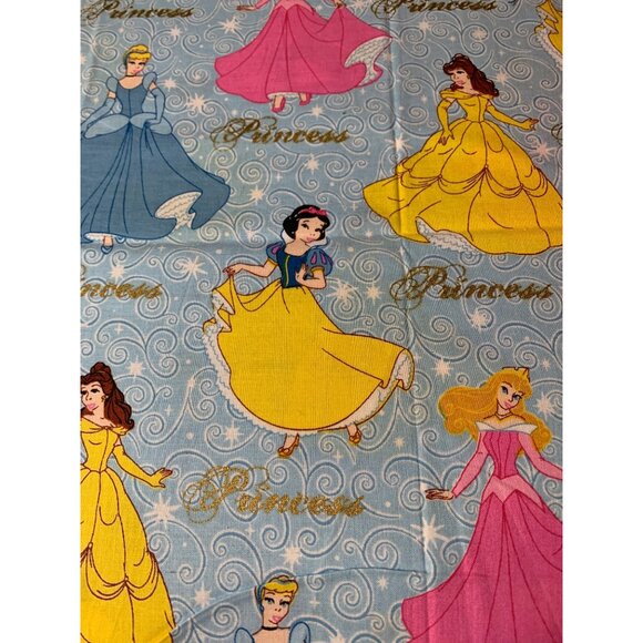 Disney Princess Cotton Fabric 3/8 Yard Swirl Print Belle Cinderella Snow White F - Picture 2 of 7